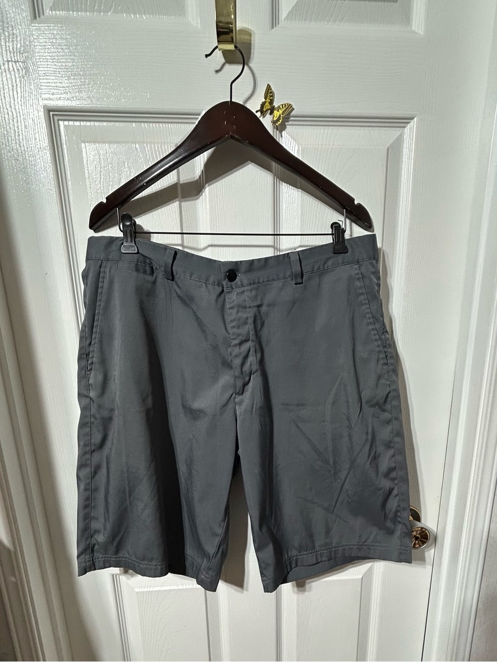 Nike Men's Tour Performance Gray Flat-Front Casual Shorts